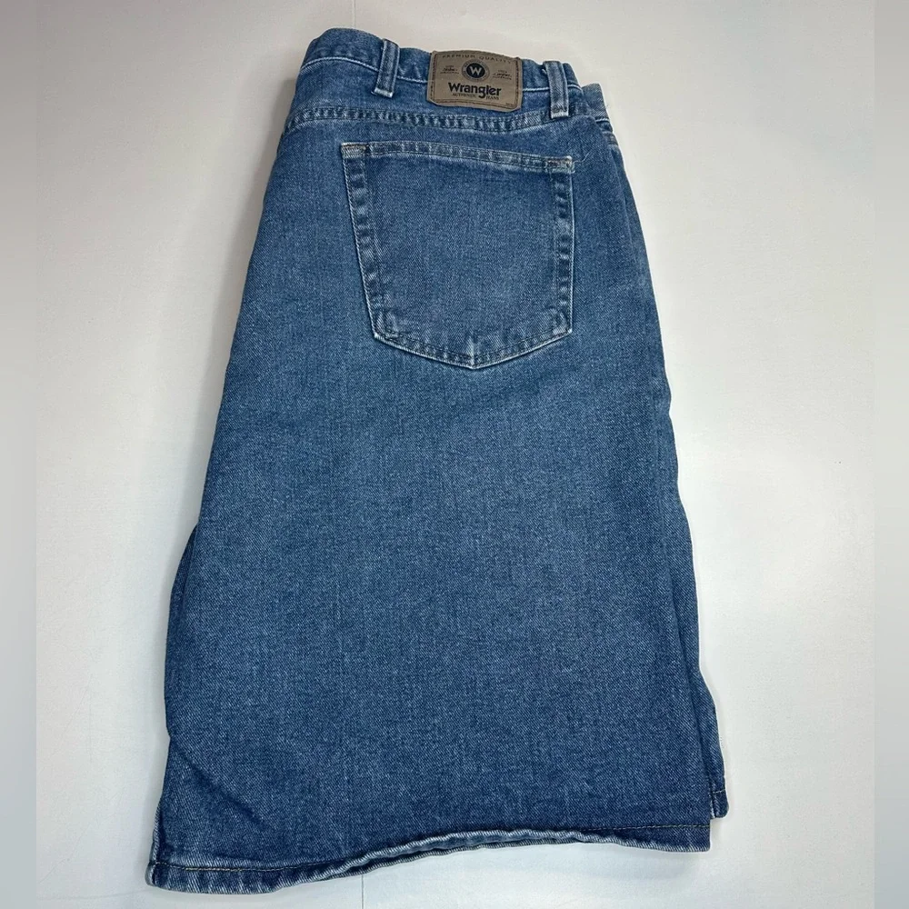 Wrangler Mens Denim Jean Shorts 42‎ Relaxed Fit Blue Jorts Y2K Dad Core